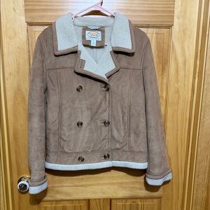 Talbots Vintage Tan & Cream Shearling Coat.  Size Petite Large.